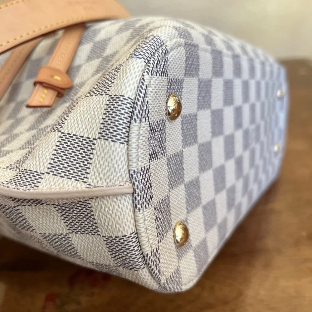 Authentic Louis Vuitton Girolata Damier Azur 2018 - Picture 9 of 12